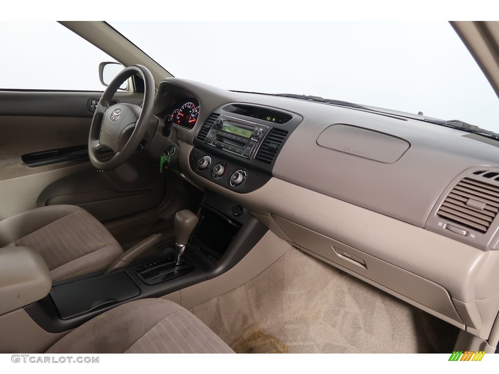 2005 Camry LE - Beige / Taupe photo #14