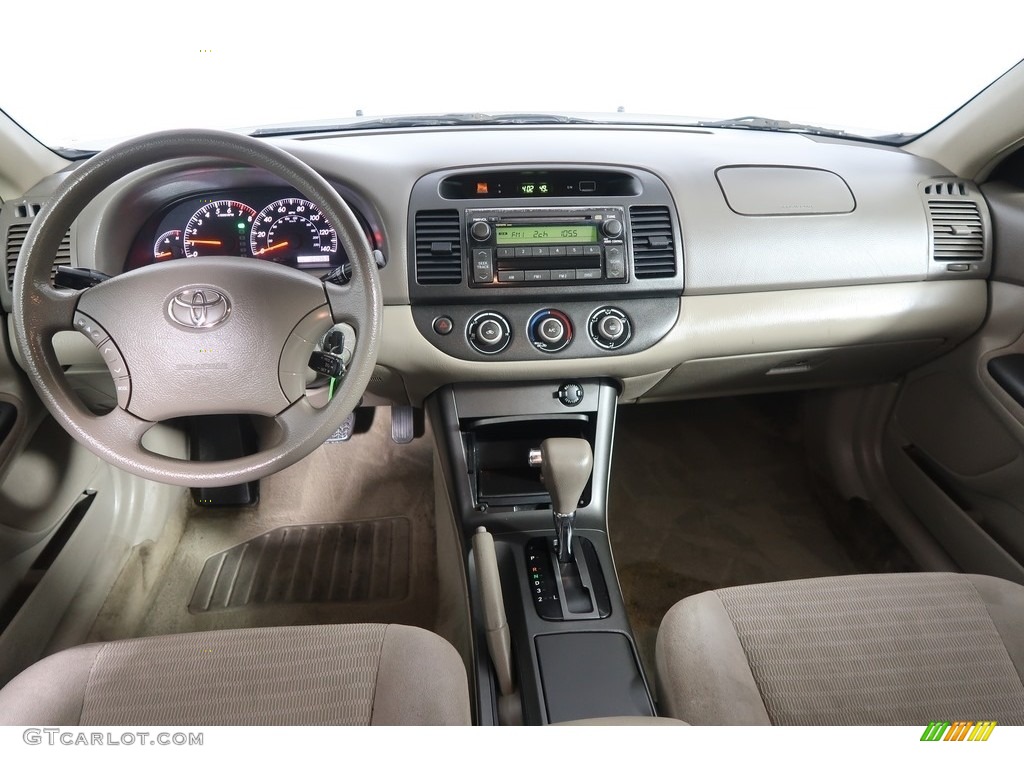 2005 Camry LE - Beige / Taupe photo #15