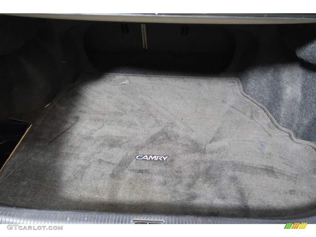 2005 Camry LE - Beige / Taupe photo #32