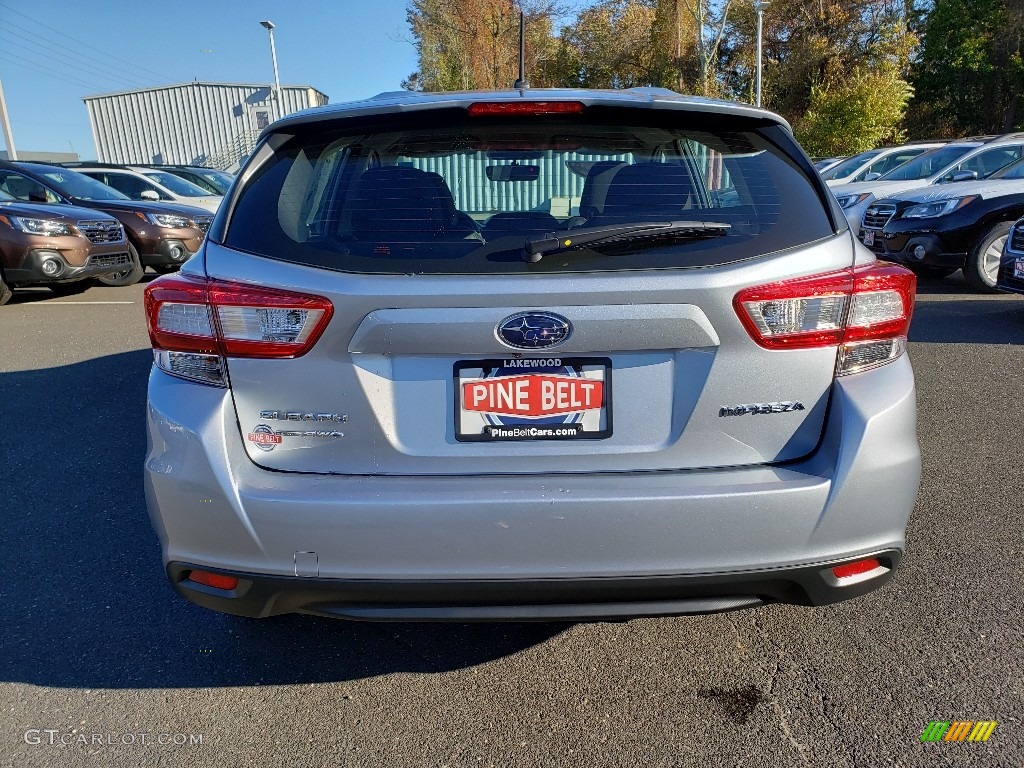 2019 Impreza 2.0i 5-Door - Ice Silver Metallic / Black photo #5