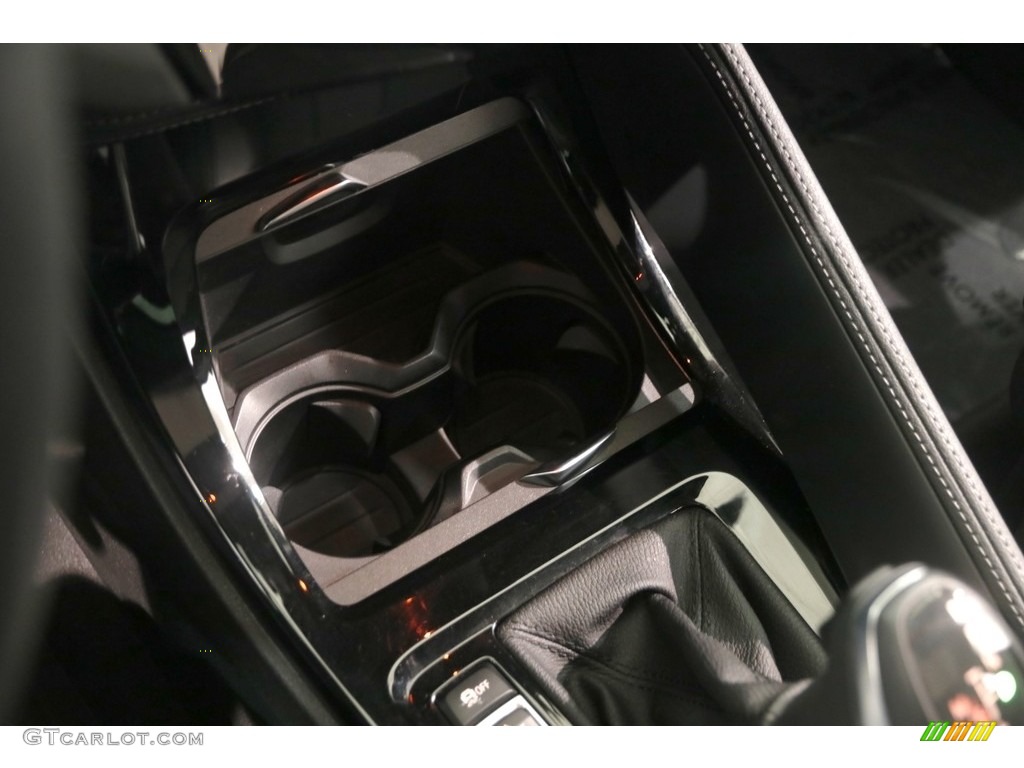 2016 X1 xDrive28i - Black Sapphire Metallic / Black photo #21