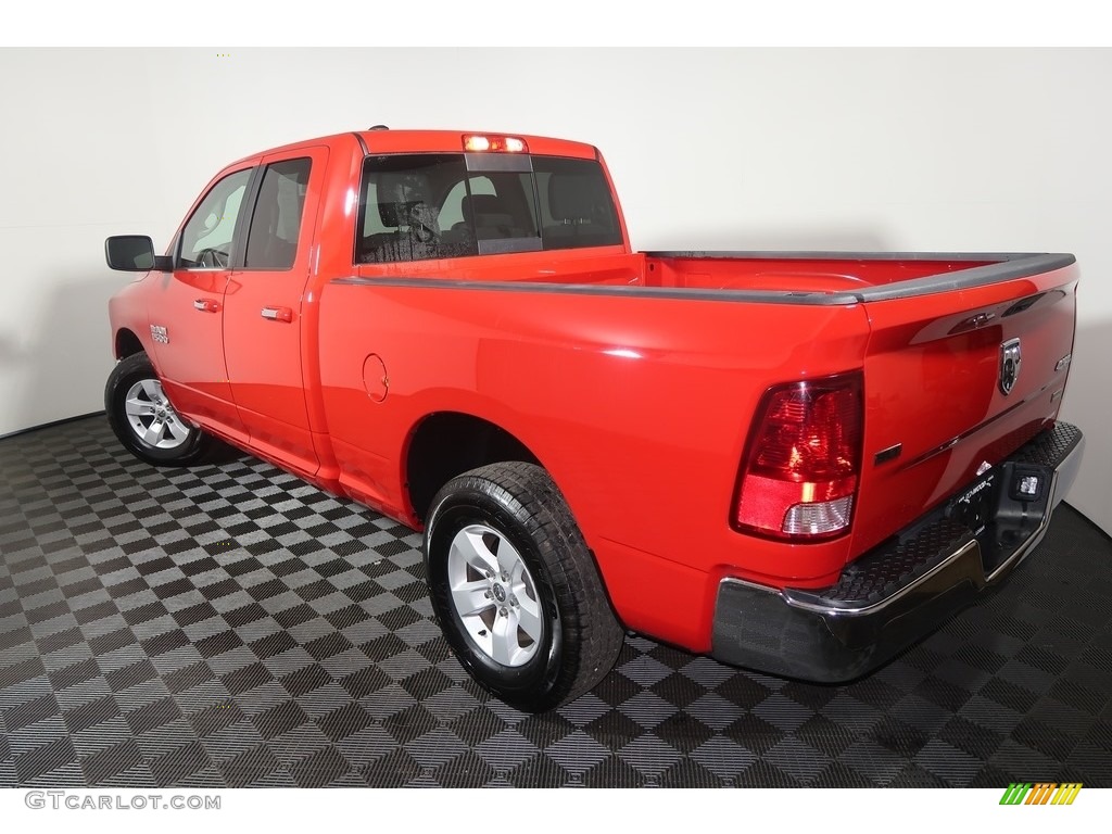 2018 1500 SLT Quad Cab 4x4 - Flame Red / Black photo #10