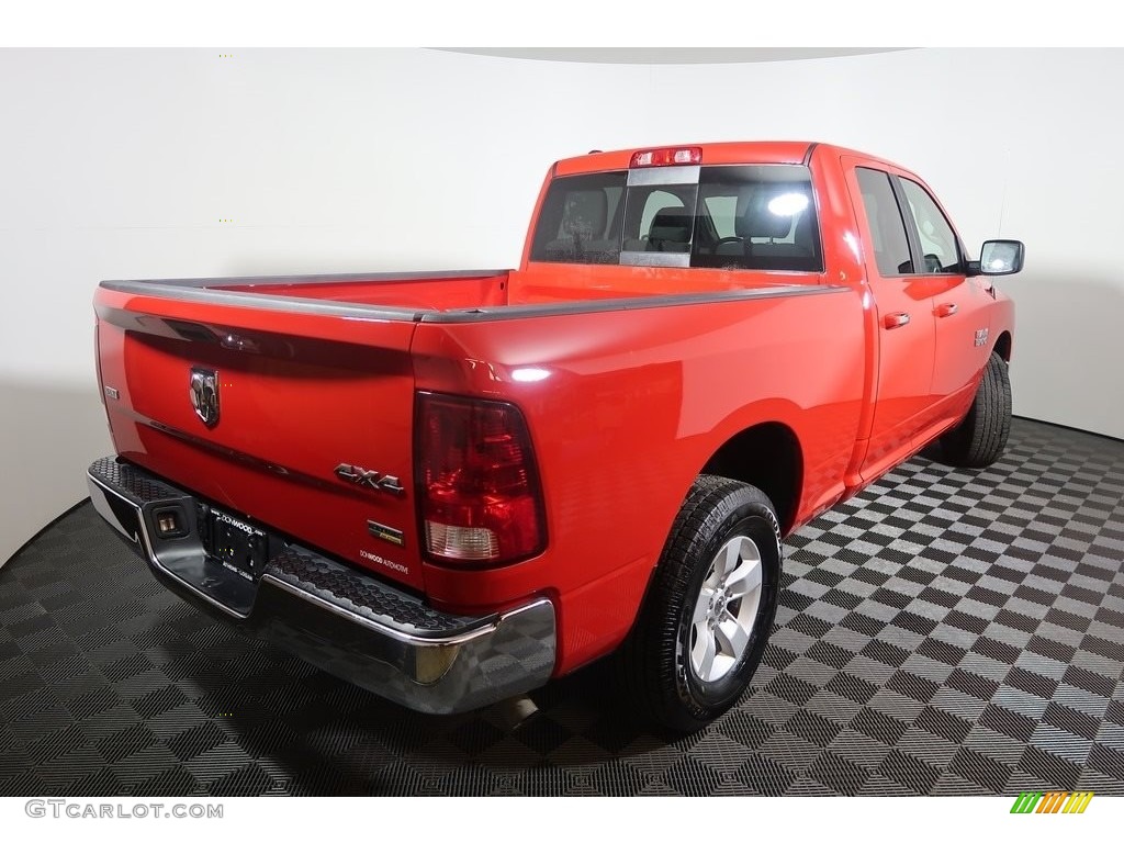 2018 1500 SLT Quad Cab 4x4 - Flame Red / Black photo #12
