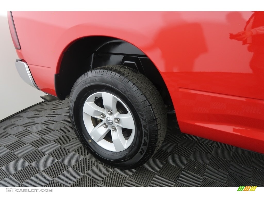 2018 1500 SLT Quad Cab 4x4 - Flame Red / Black photo #29