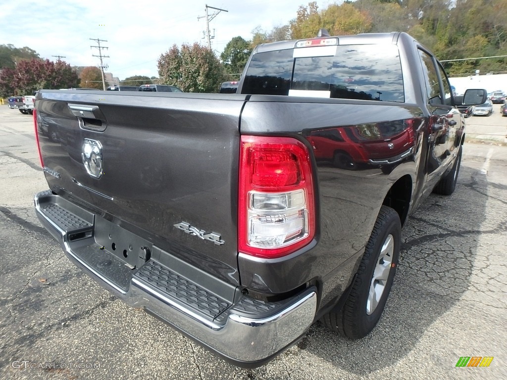 2019 1500 Big Horn Crew Cab 4x4 - Granite Crystal Metallic / Black photo #5