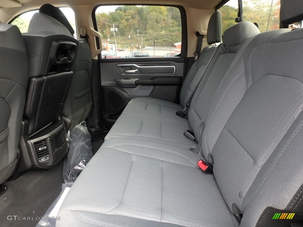 2019 1500 Big Horn Crew Cab 4x4 - Granite Crystal Metallic / Black photo #11