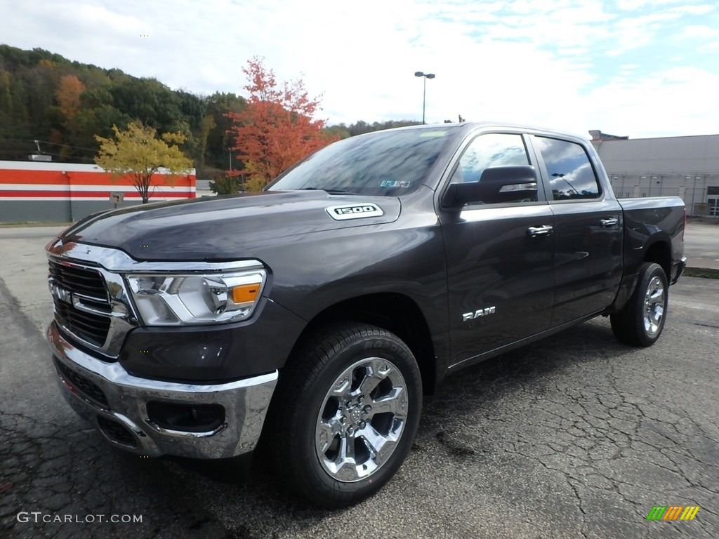 2019 1500 Big Horn Crew Cab 4x4 - Granite Crystal Metallic / Black photo #1