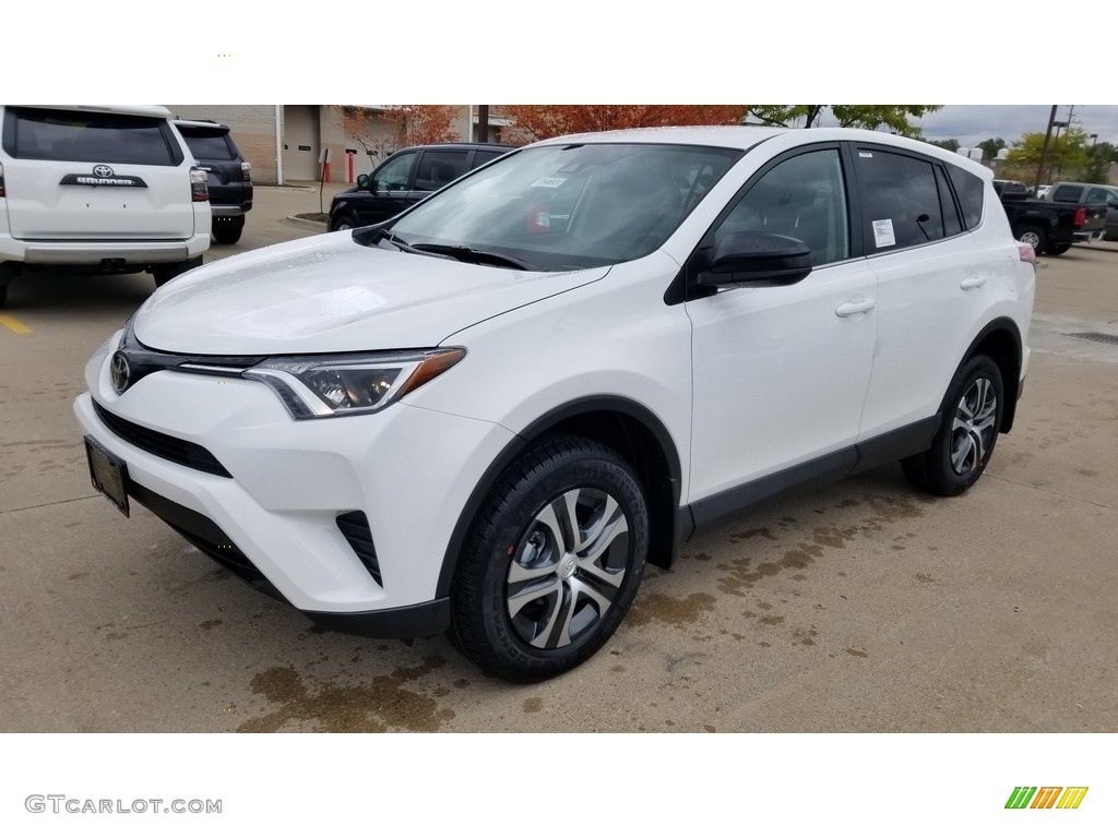 2018 RAV4 LE - Super White / Black photo #1
