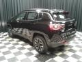 Diamond Black Crystal Pearl - Compass Trailhawk 4x4 Photo No. 8