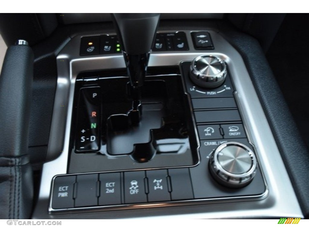 2019 Toyota Land Cruiser 4WD Controls Photo #130204711