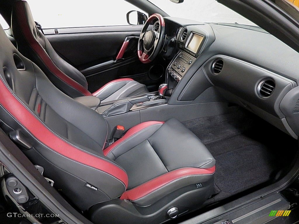 2015 Nissan GT-R Black Edition Front Seat Photo #130205317