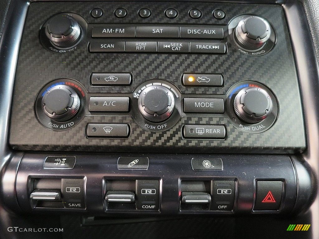 2015 Nissan GT-R Black Edition Controls Photo #130205461