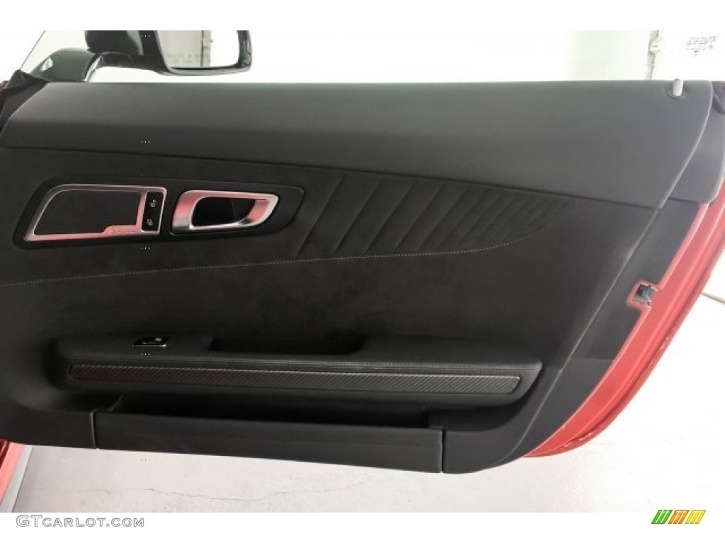 2018 Mercedes-Benz AMG GT R Coupe Black w/Dinamica Door Panel Photo #130207552