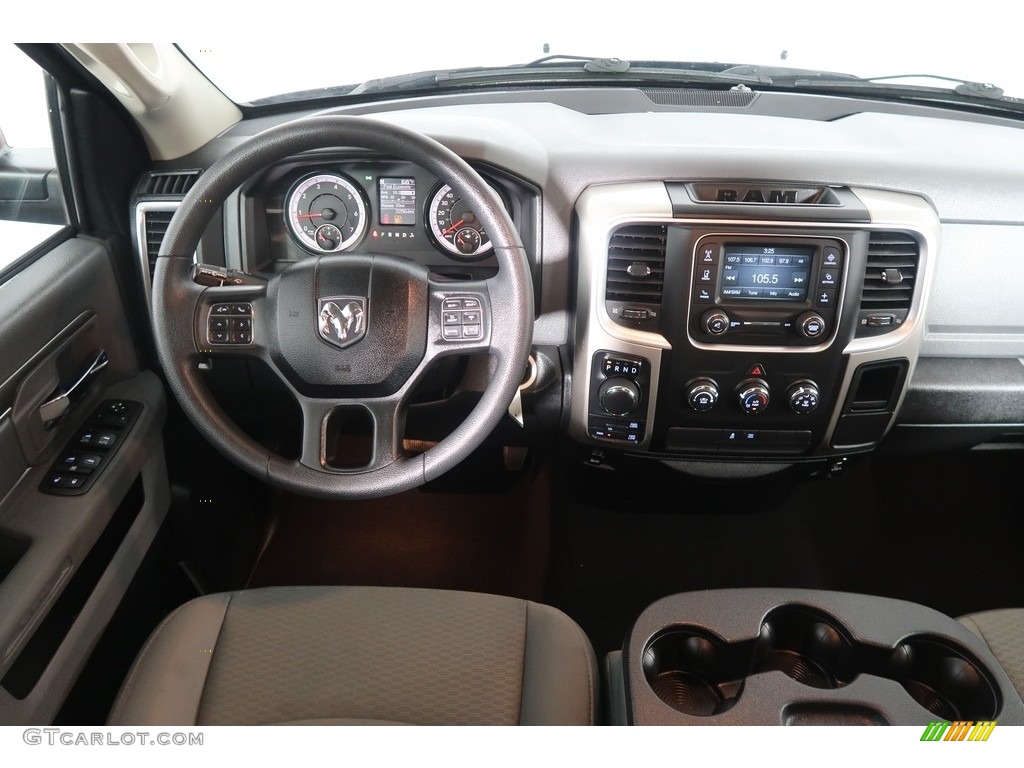 2018 Ram 1500 SLT Quad Cab 4x4 Dashboard Photos