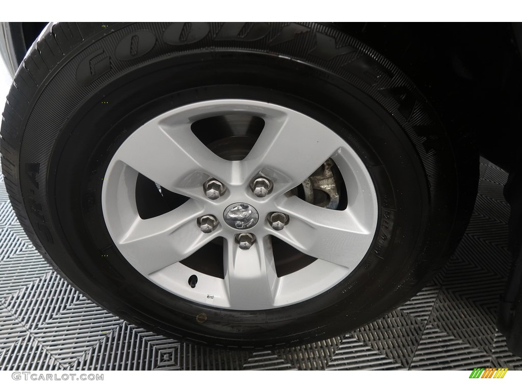 2018 Ram 1500 SLT Quad Cab 4x4 Wheel Photos