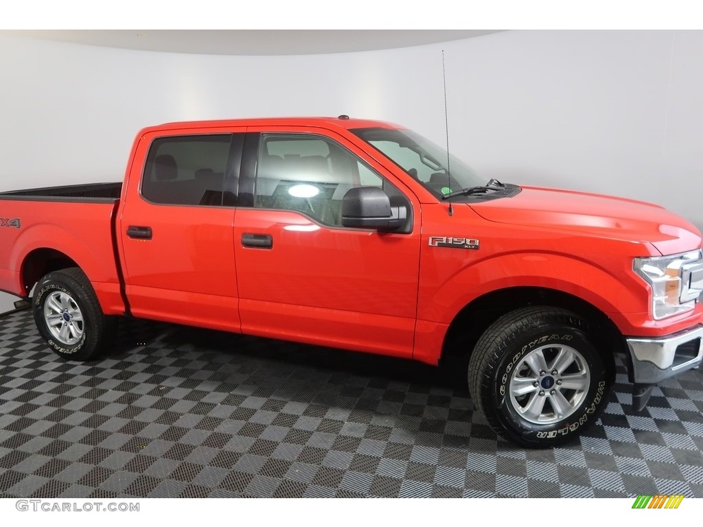 2018 F150 XLT SuperCrew 4x4 - Race Red / Earth Gray photo #4