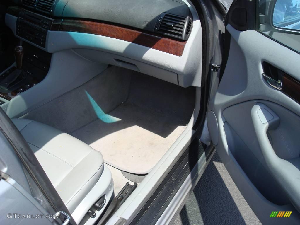 2004 3 Series 325xi Sedan - Silver Grey Metallic / Grey photo #16