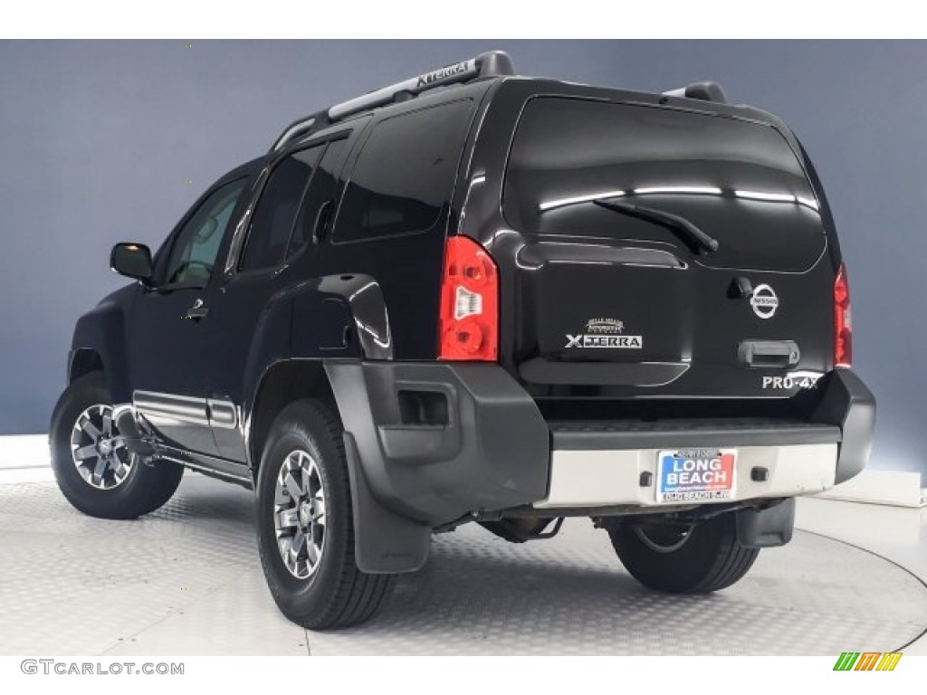 2015 Xterra PRO-4X 4x4 - Super Black / PRO-4X Gray/Steel photo #10