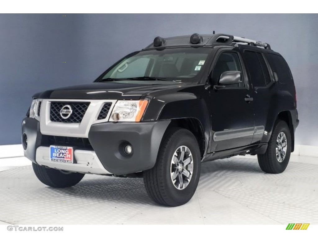 2015 Xterra PRO-4X 4x4 - Super Black / PRO-4X Gray/Steel photo #12