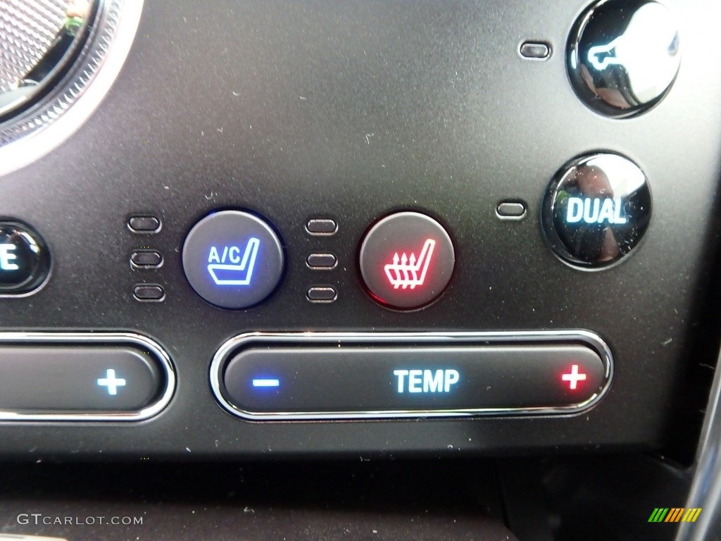2019 Ford Explorer Sport 4WD Controls Photo #130214009