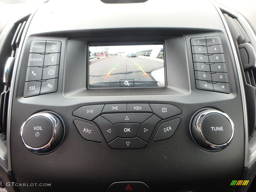 2019 Ford Edge SE AWD Controls Photo #130216111