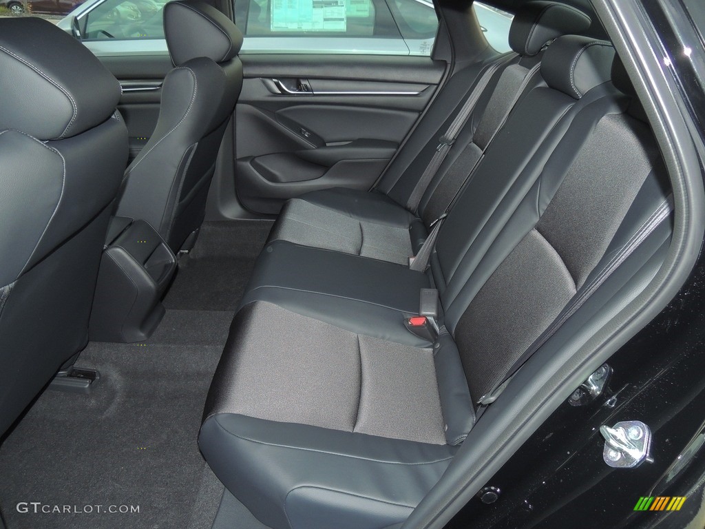 2018 Honda Accord Sport Sedan Rear Seat Photo #130216447