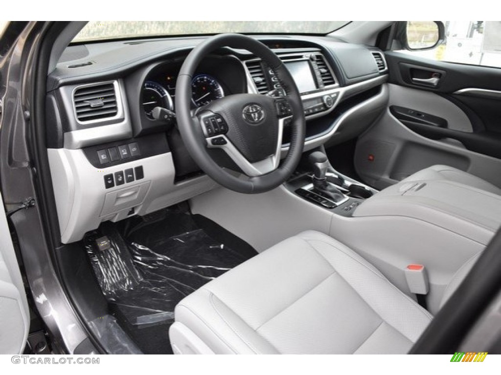 Ash Interior 2019 Toyota Highlander Hybrid Limited AWD Photo #130218832
