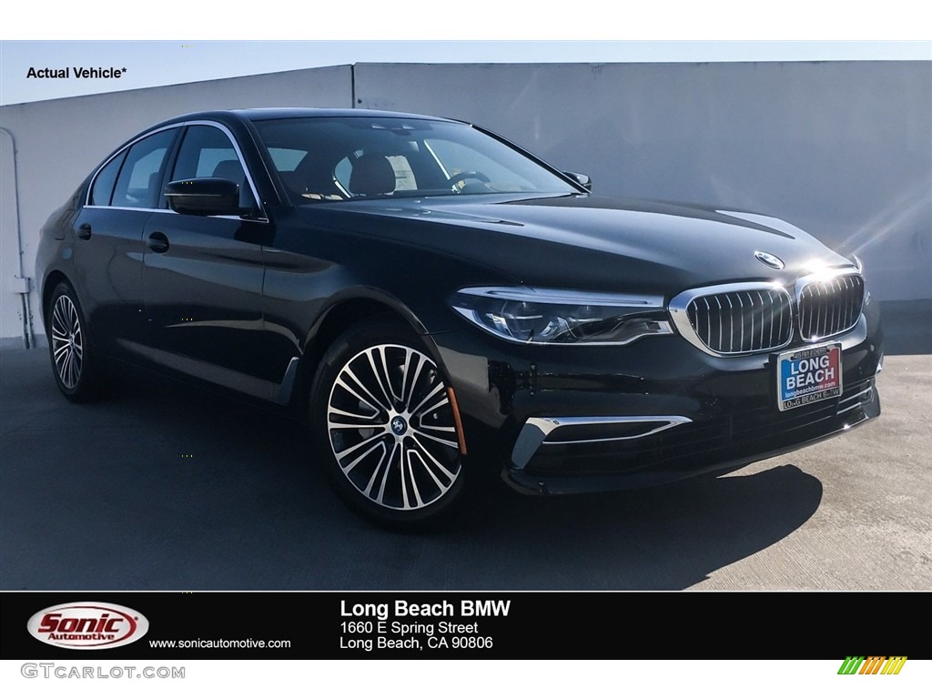 2019 5 Series 530e iPerformance Sedan - Jet Black / Cognac photo #1