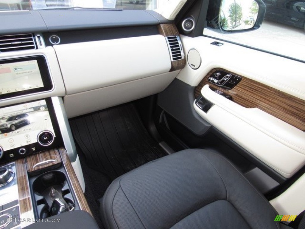 2019 Land Rover Range Rover HSE Ebony/Ivory Dashboard Photo #130226188