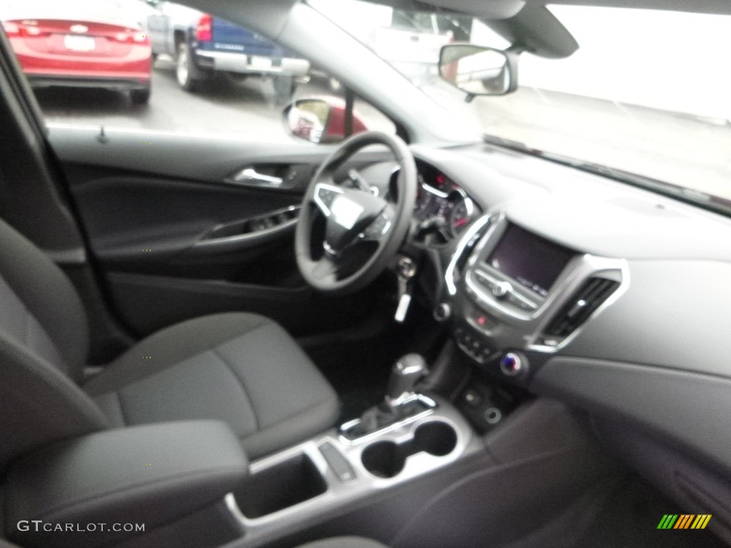 2019 Cruze LT - Cajun Red Tintcoat / Jet Black/­Galvanized photo #11