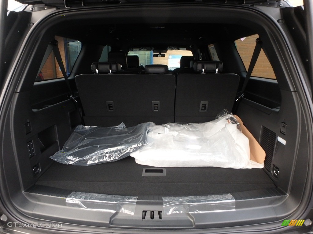 2018 Ford Expedition XLT 4x4 Trunk Photos
