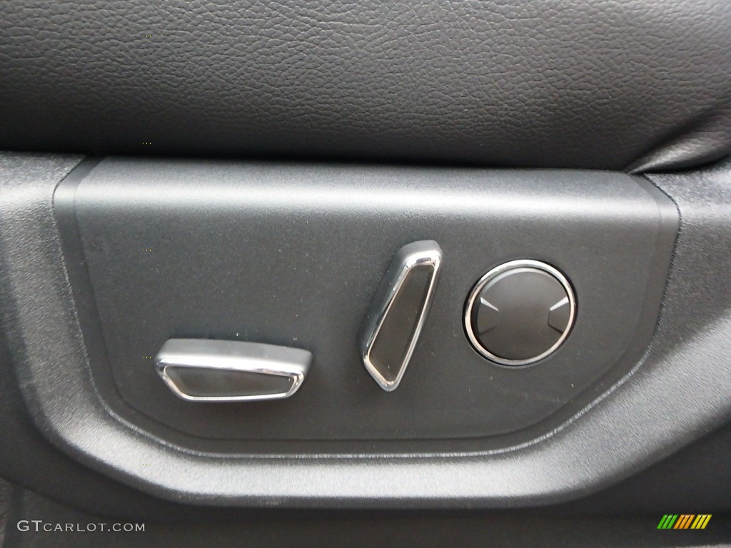 2018 Ford Expedition XLT 4x4 Controls Photo #130227973