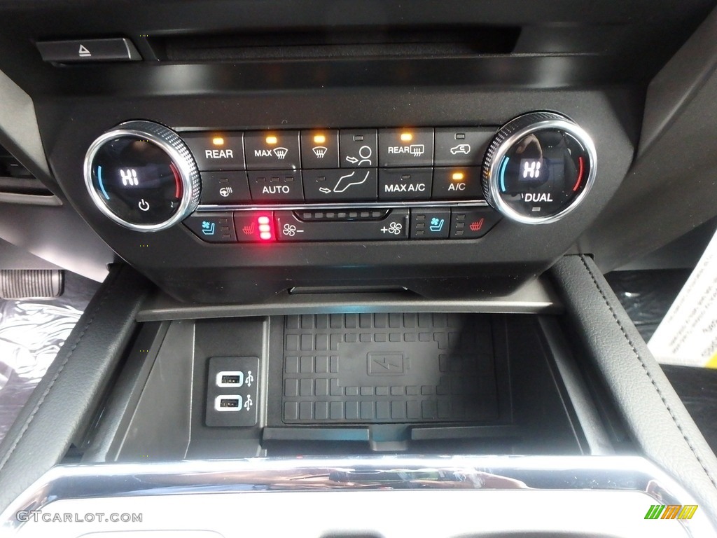 2018 Ford Expedition XLT 4x4 Controls Photo #130228042