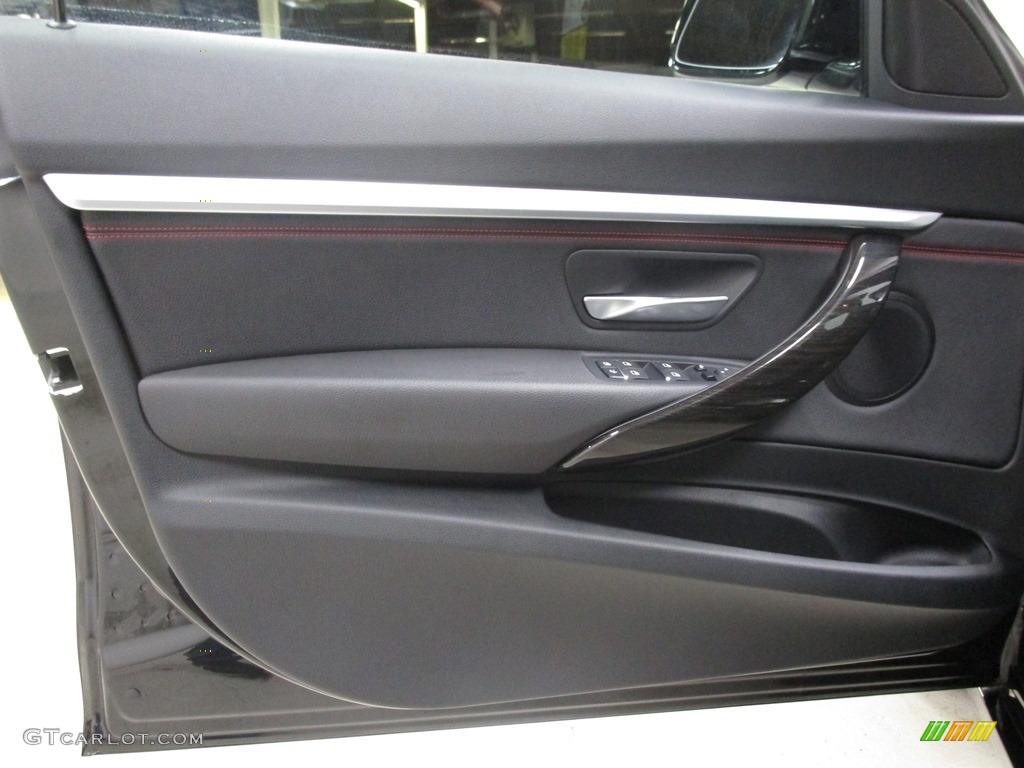 2018 3 Series 330i xDrive Gran Turismo - Jet Black / Black photo #10