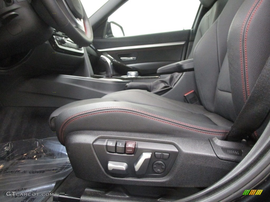 2018 3 Series 330i xDrive Gran Turismo - Jet Black / Black photo #12