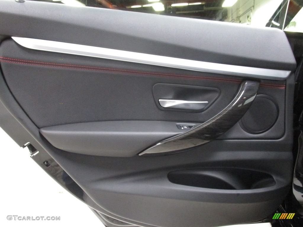 2018 3 Series 330i xDrive Gran Turismo - Jet Black / Black photo #13
