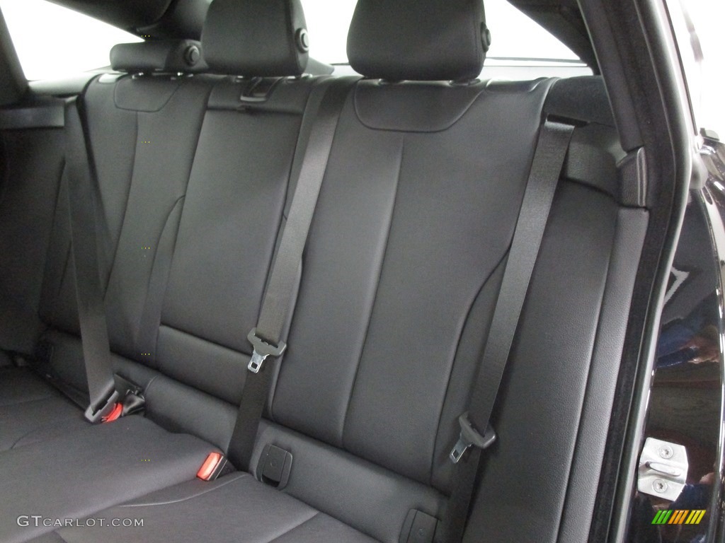 2018 3 Series 330i xDrive Gran Turismo - Jet Black / Black photo #14