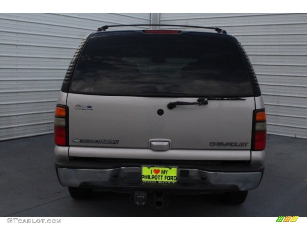 2005 Suburban 1500 LT - Silver Birch Metallic / Gray/Dark Charcoal photo #8