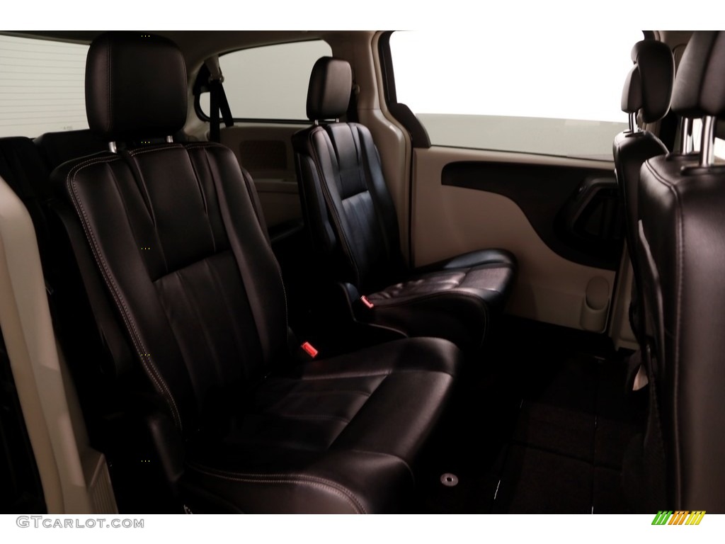 2014 Town & Country Touring - Maximum Steel Metallic / Black/Light Graystone photo #15