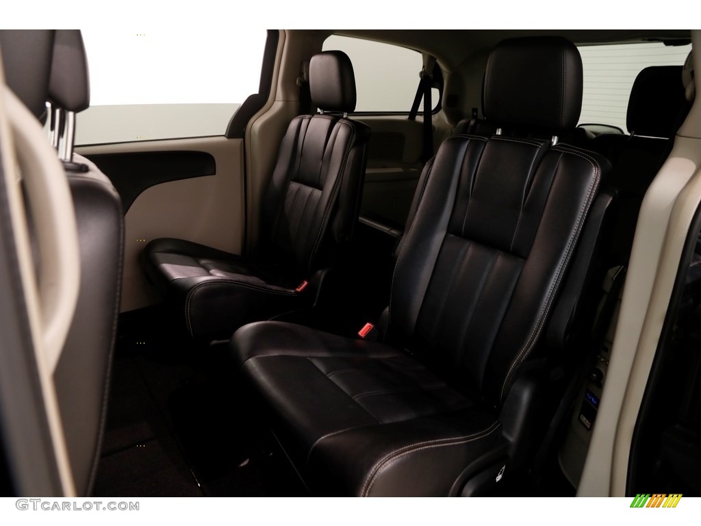 2014 Town & Country Touring - Maximum Steel Metallic / Black/Light Graystone photo #16