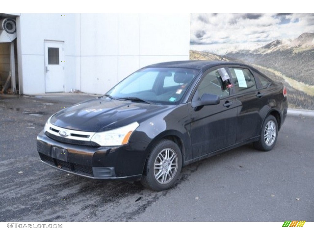 2011 Focus SE Sedan - Ebony Black / Charcoal Black photo #2