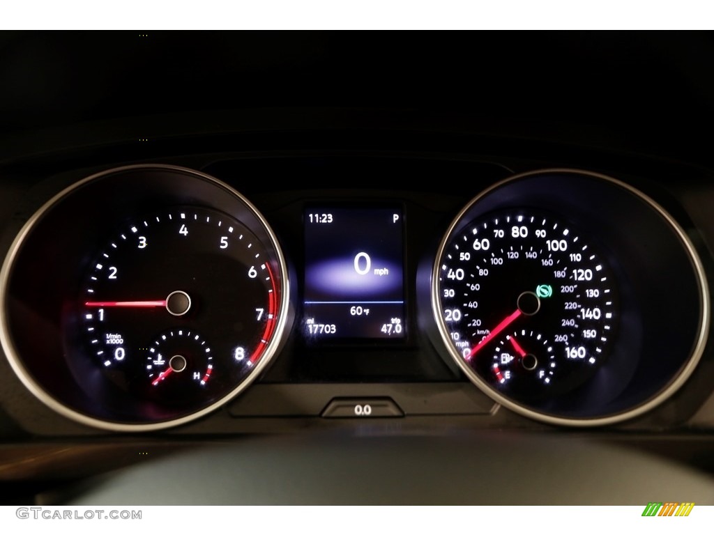 2018 Volkswagen Tiguan SE 4MOTION Gauges Photo #130232407