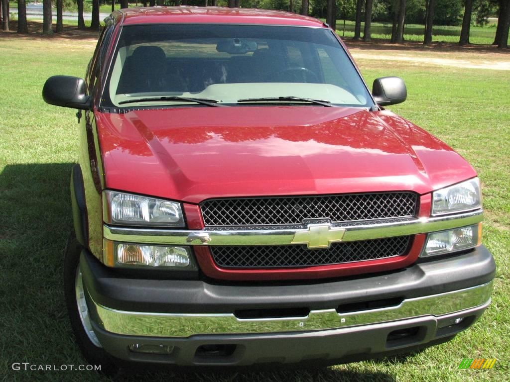 2005 Silverado 1500 LT Crew Cab 4x4 - Sport Red Metallic / Tan photo #3