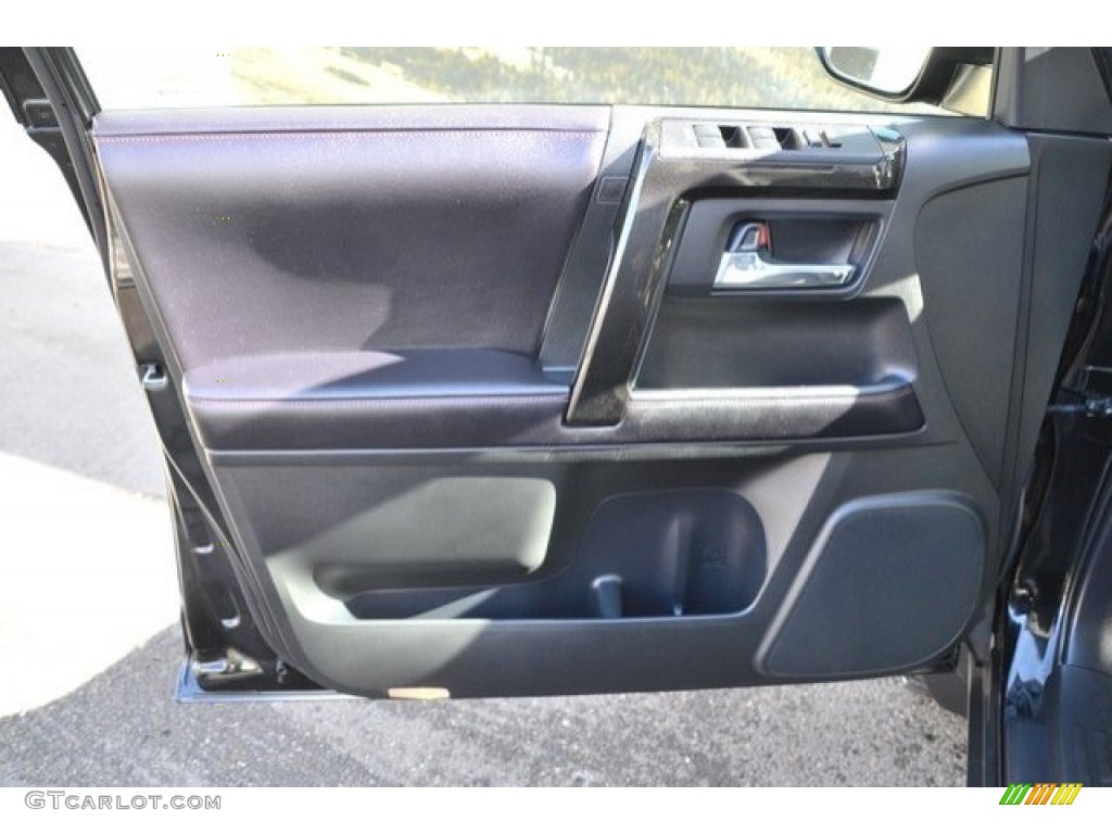 2017 4Runner TRD Off-Road Premium 4x4 - Midnight Black Metallic / Black photo #25