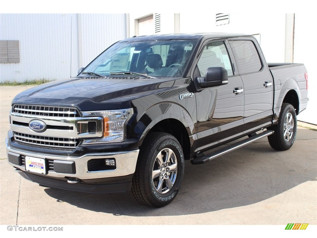2018 F150 XLT SuperCrew 4x4 - Shadow Black / Earth Gray photo #3