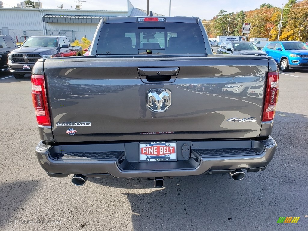 2019 1500 Laramie Crew Cab 4x4 - Granite Crystal Metallic / Black photo #5