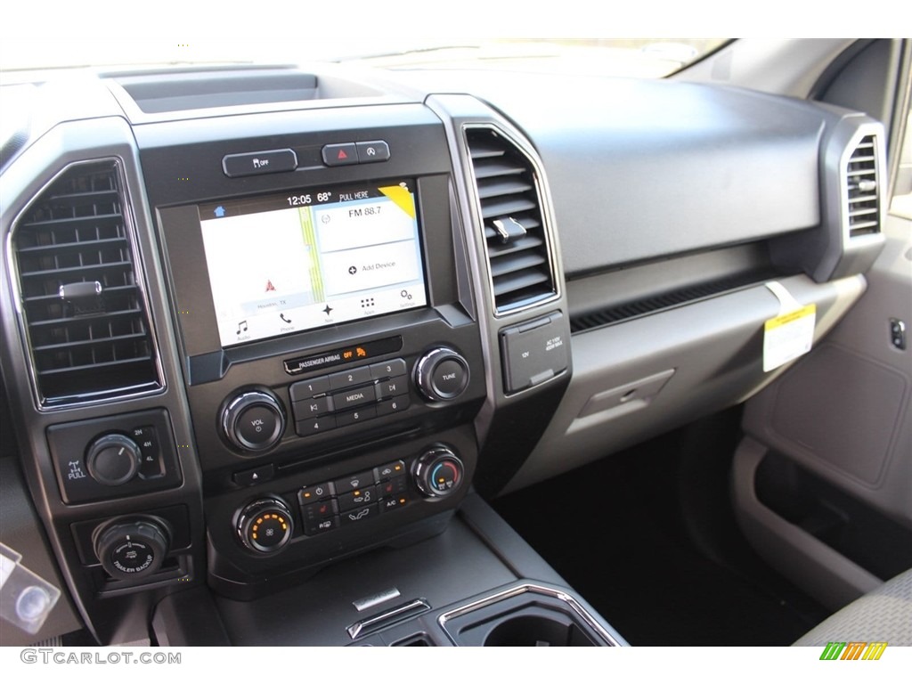 2018 F150 XLT SuperCrew 4x4 - Shadow Black / Earth Gray photo #18