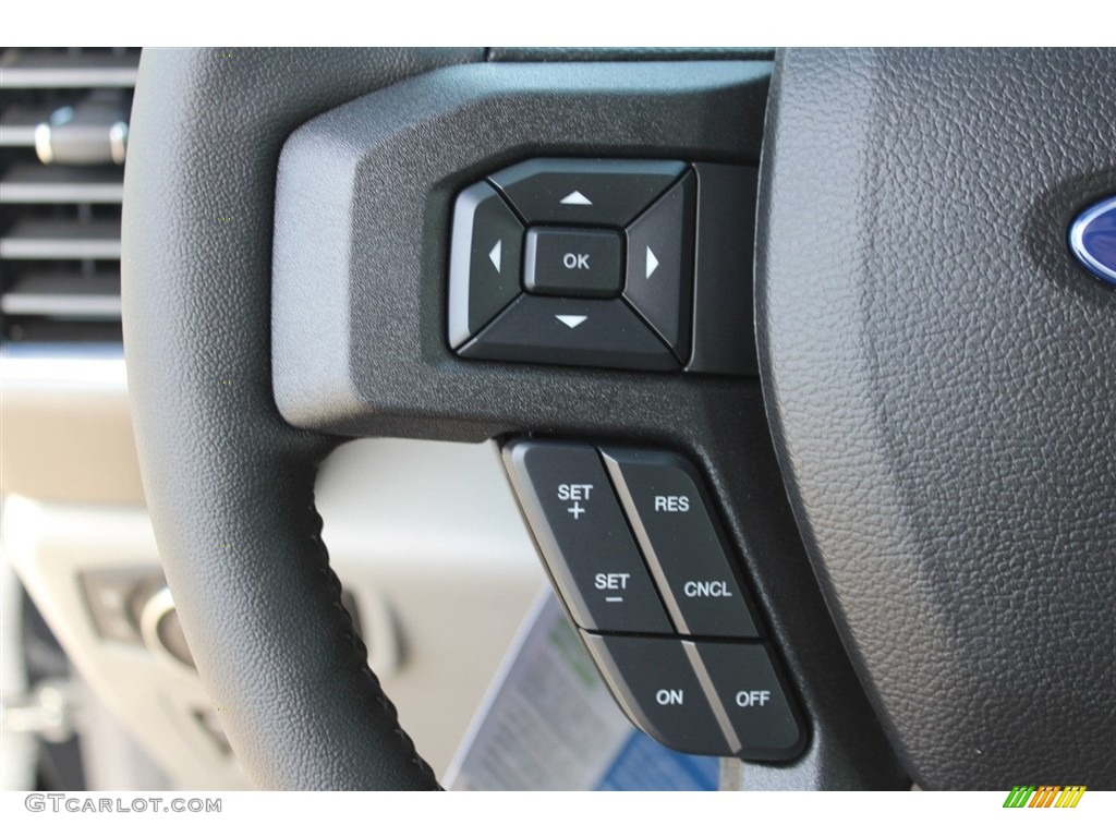 2018 F150 XLT SuperCrew 4x4 - Shadow Black / Earth Gray photo #26