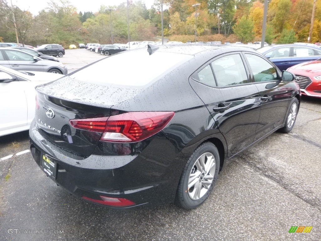 2019 Elantra Value Edition - Phantom Black / Gray photo #2