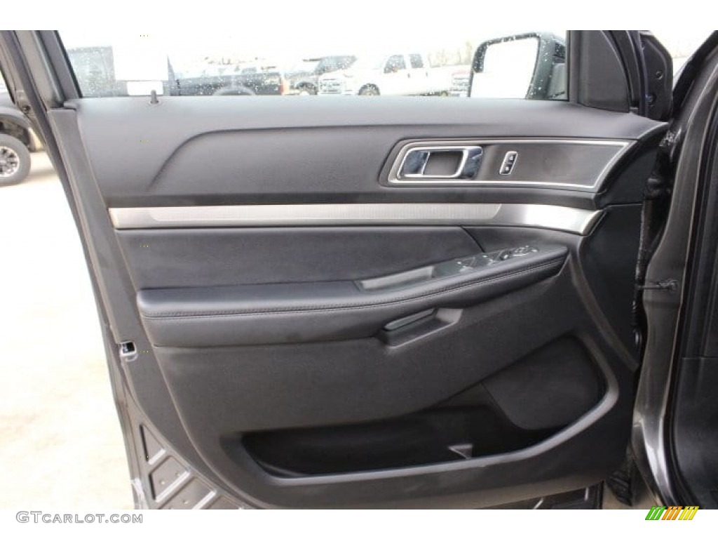 2018 Explorer XLT - Magnetic Metallic / Ebony Black photo #13